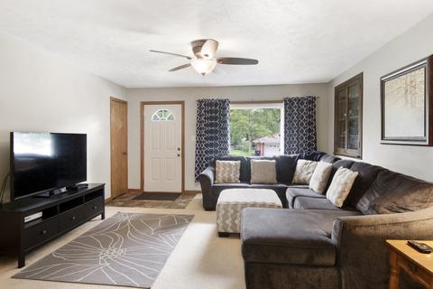1005 Sheridan Rd, Normal, IL 61761 photo 4