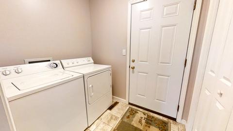 695 E Bodman St, Bement, IL 61813 photo 5