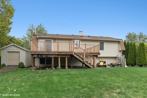 3931 Whispering Trails Dr, Hoffman Estates, IL 60192 photo 17