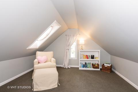 923 N Main St, Wheaton, IL 60187 photo 19