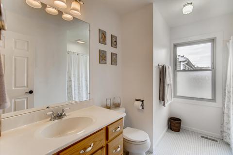 2328 Appleby Dr, Wheaton, IL 60187 photo 22