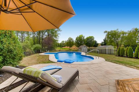 2328 Appleby Dr, Wheaton, IL 60187 photo 26