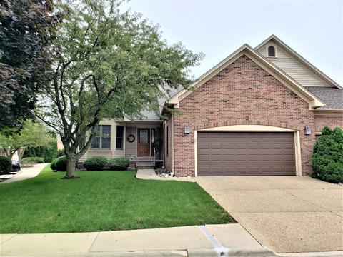 2 Spruce Ct, Bloomington, IL 61704 photo 1