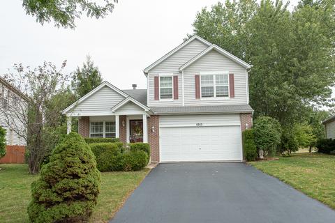 5743 Lake Pointe Dr, Plainfield, IL 60586 photo 2
