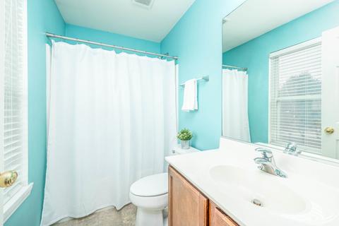 2300 Moonlight Ct, Aurora, IL 60503 photo 18