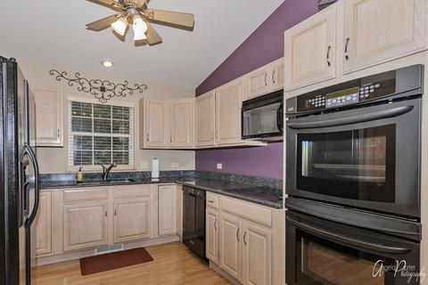 35781 N Laurel Ave, Ingleside, IL 60041 photo 8
