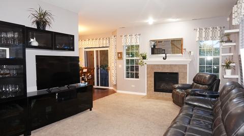5001 Corning Ct, Plainfield, IL 60586 photo 2