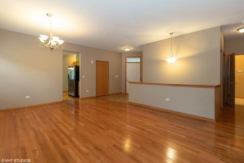 20932 W Spruce Ln, Plainfield, IL 60544 photo 3