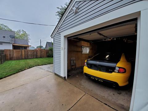 24 S Worth Ave, Elgin, IL 60123 photo 28