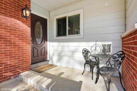 505 Morton St, Hoffman Estates, IL 60169 photo 3