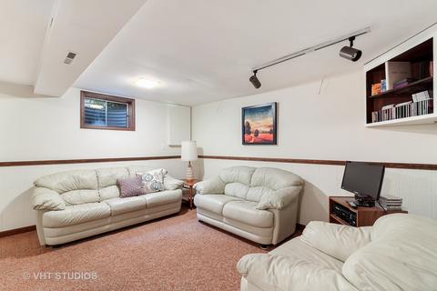 1801 Glencoe St, Wheaton, IL 60187 photo 20