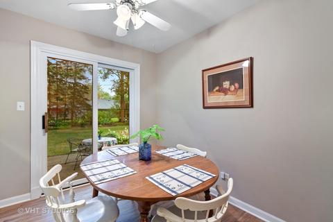 1801 Glencoe St, Wheaton, IL 60187 photo 9
