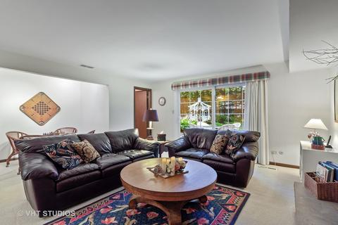 1801 Glencoe St, Wheaton, IL 60187 photo 10
