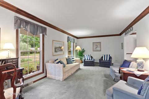 1801 Glencoe St, Wheaton, IL 60187 photo 5