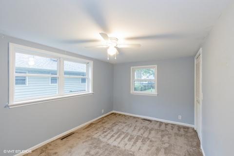 6421 Wayne St, Union, IL 60180 photo 5