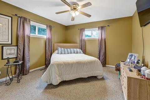 60 Carthage Ln, Hoffman Estates, IL 60169 photo 14
