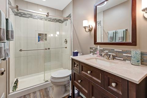 60 Carthage Ln, Hoffman Estates, IL 60169 photo 15