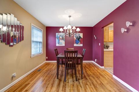60 Carthage Ln, Hoffman Estates, IL 60169 photo 5