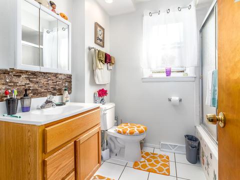 516 Crescent St, Wheaton, IL 60187 photo 17