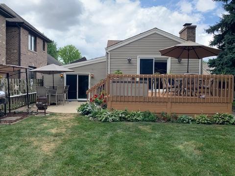 2293 Westview Dr, Des Plaines, IL 60018 photo 23