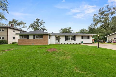 2203 Heron Ct, Rolling Meadows, IL 60008 photo 1