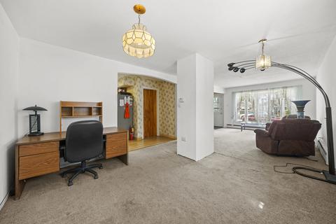 4636 Cracow Ave, Lyons, IL 60534 photo 13