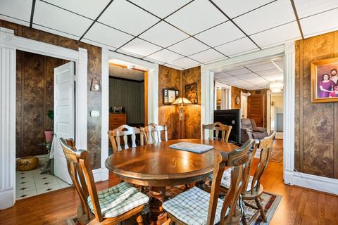 628 Pierce St, Aurora, IL 60505 photo 8