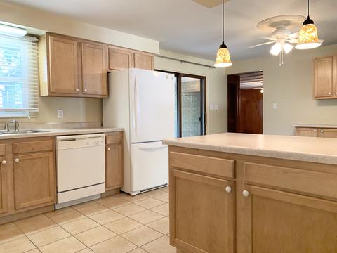 1431 N Erickson Dr, Kankakee, IL 60901 photo 10