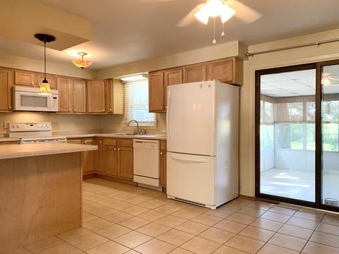 1431 N Erickson Dr, Kankakee, IL 60901 photo 12