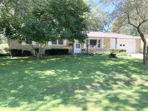 1431 N Erickson Dr, Kankakee, IL 60901 photo 1
