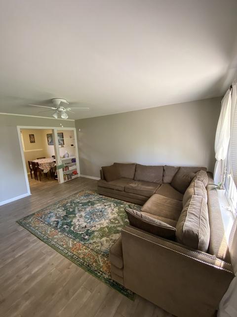 104 Fairwood Dr, Bolingbrook, IL 60440 photo 3