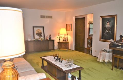 9 S580 Clarendon Hills Rd, Willowbrook, IL 60527 photo 13
