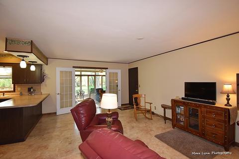 1306 Cardinal Dr, Algonquin, IL 60102 photo 4
