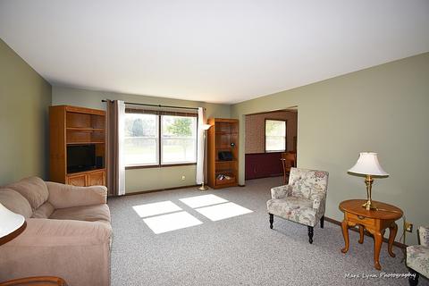 1306 Cardinal Dr, Algonquin, IL 60102 photo 23