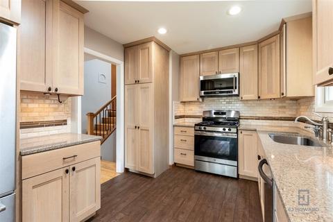 622 Marston Ave, Glen Ellyn, IL 60137 photo 4