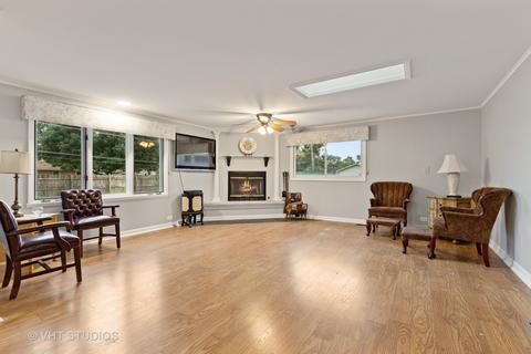 8025 S 84th Ct, Justice, IL 60458 photo 10