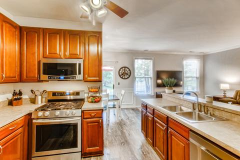 3980 Blackstone Dr, Aurora, IL 60504 photo 13