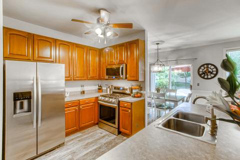 3980 Blackstone Dr, Aurora, IL 60504 photo 11