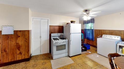609 Front St, Aurora, IL 60505 photo 16