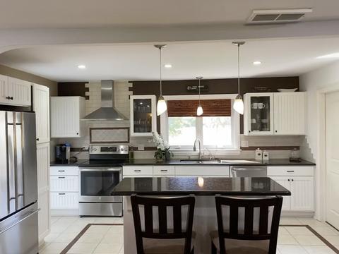 460 Alcoa Ln, Hoffman Estates, IL 60169 photo 3