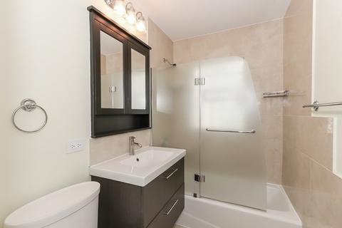 70 S Warrington Rd, Des Plaines, IL 60016 photo 11