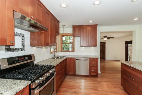 70 S Warrington Rd, Des Plaines, IL 60016 photo 6