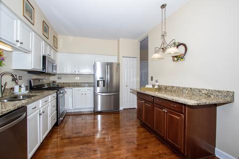 1444 Quincy Bridge Ct, Bartlett, IL 60103 photo 2