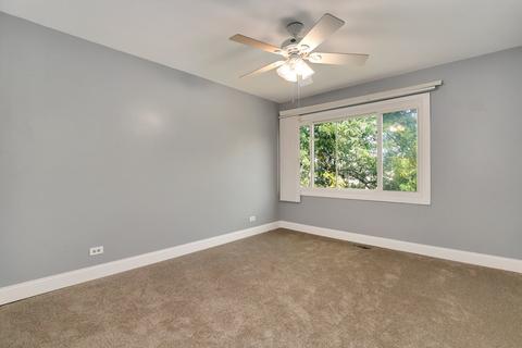 720 Scarbrough Cir, Hoffman Estates, IL 60169 photo 21