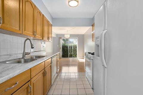 720 Scarbrough Cir, Hoffman Estates, IL 60169 photo 13