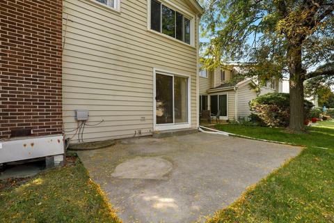 720 Scarbrough Cir, Hoffman Estates, IL 60169 photo 32