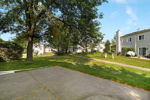 720 Scarbrough Cir, Hoffman Estates, IL 60169 photo 30