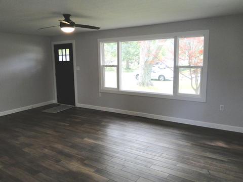 839 E Roxanna Cir, Kankakee, IL 60901 photo 4
