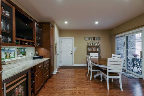 2027 Mackenzie Pl, Wheaton, IL 60187 photo 13