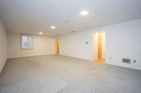 1828 Wildberry Dr #E, Glenview, IL 60025 photo 18